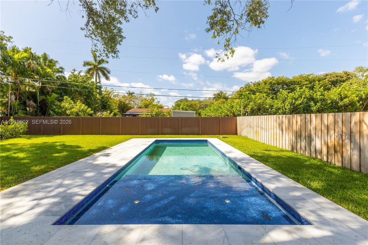 Backyard, Exterior, Pool