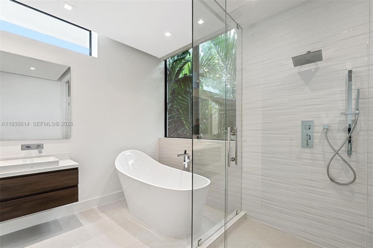 Bathroom, Free Standing Baths, Glass Shower, Interior, Recessed Lighting