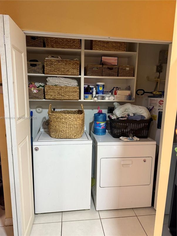 Interior, Utility Closets, Washer