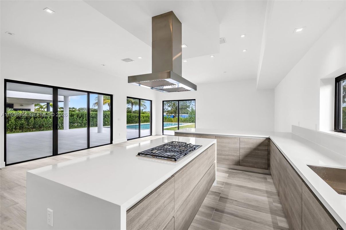 Interior, Kitchen, Recessed Lighting