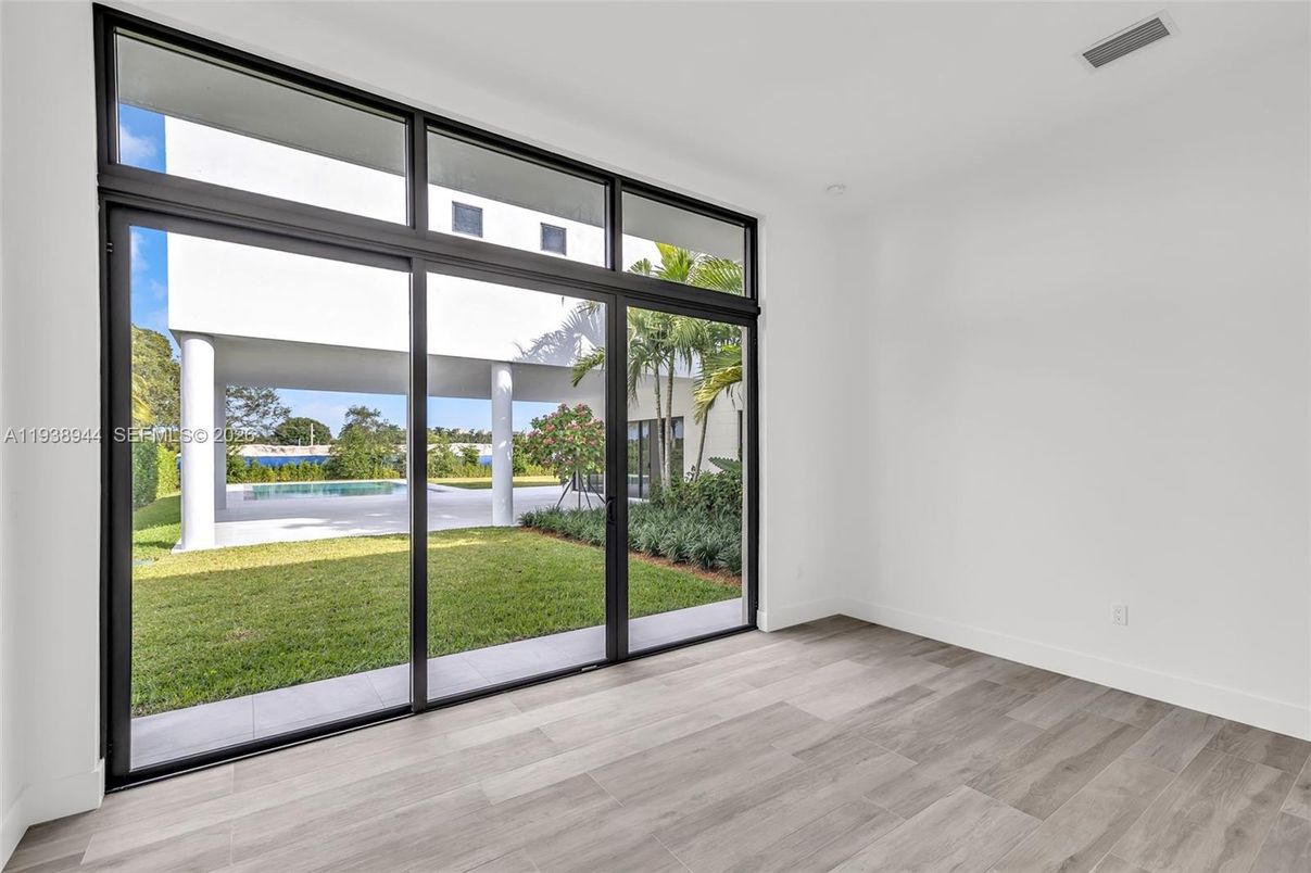 Empty room, Interior, Water, Wood Texture Flooring