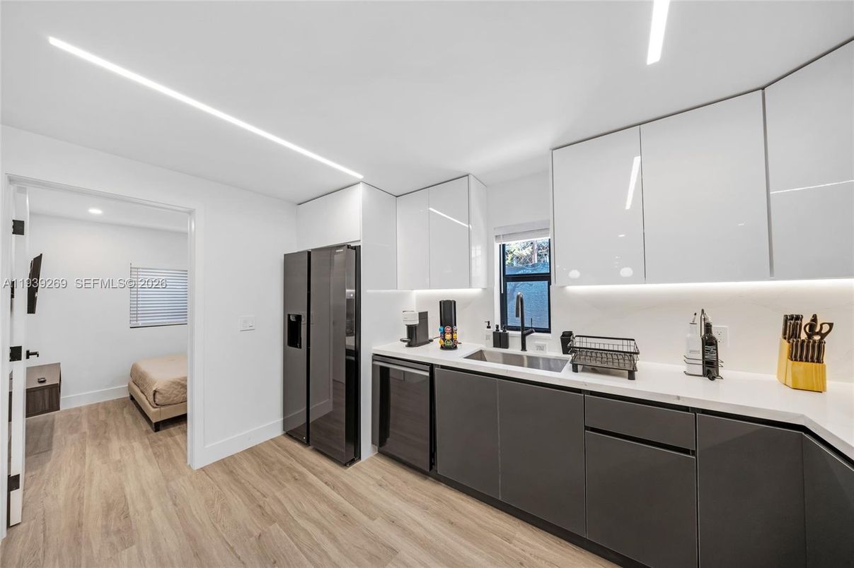 Interior, Kitchen, Recessed Lighting, Wood Texture Flooring