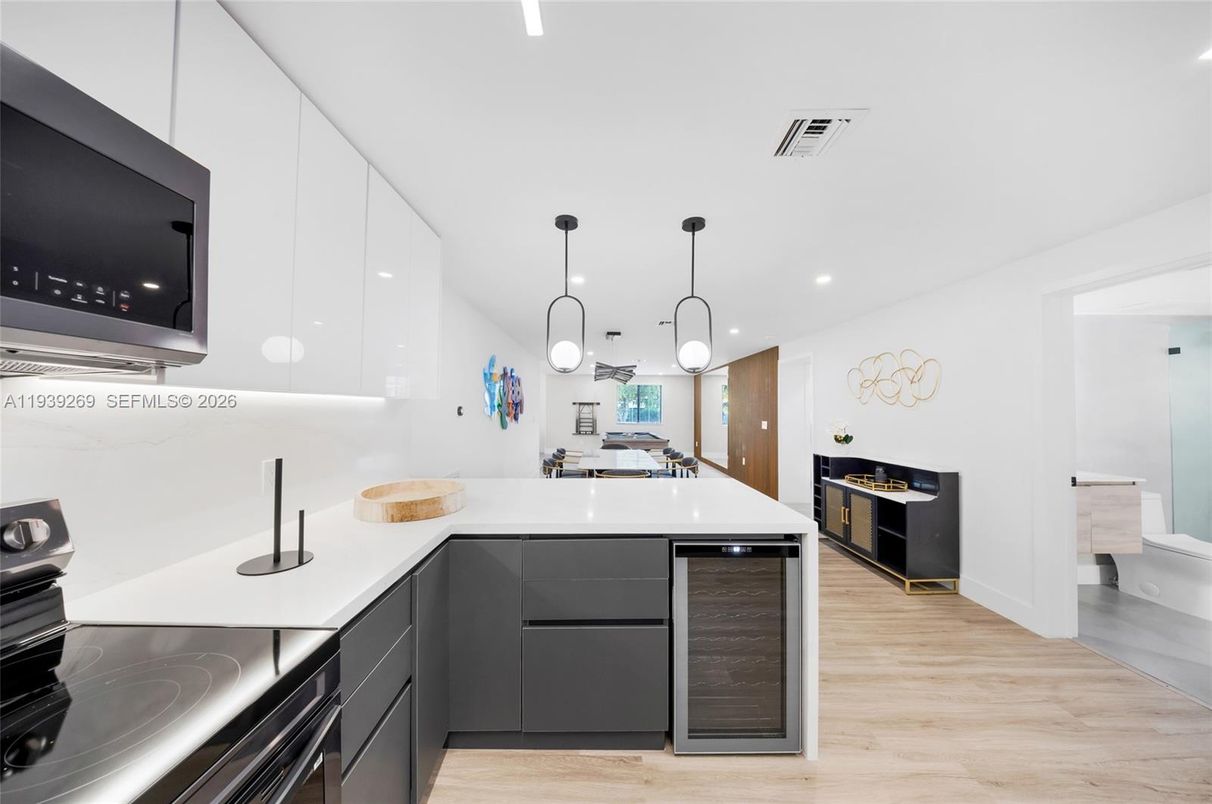 Interior, Kitchen, Pendant Lights, Recessed Lighting, Wood Texture Flooring