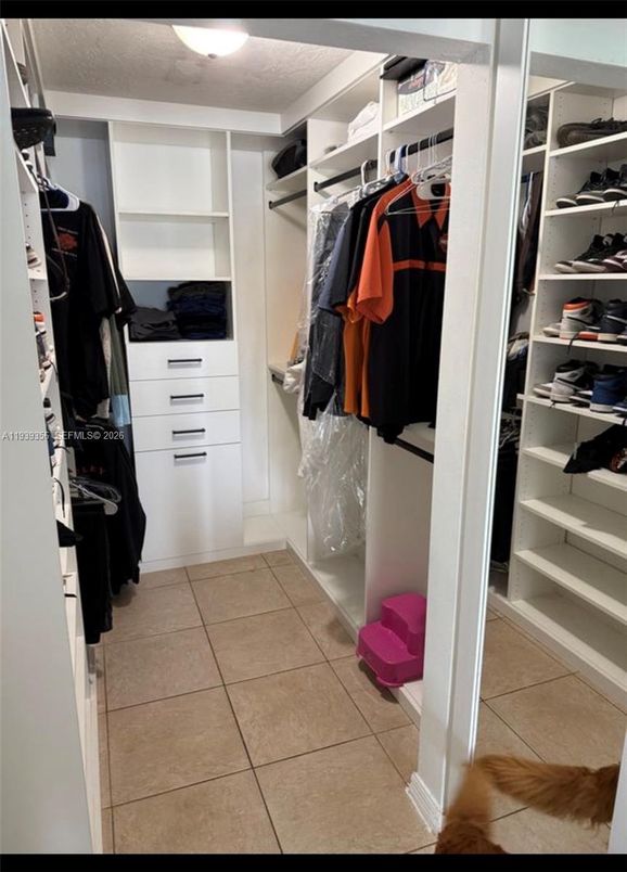 Interior, Walk-in Closets