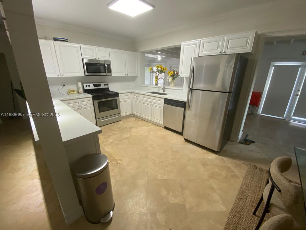 Interior, Kitchen, Stainless Steel Appliances