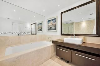 Dining room, Interior, Kitchen, Recessed Lighting, Stainless Steel Appliances