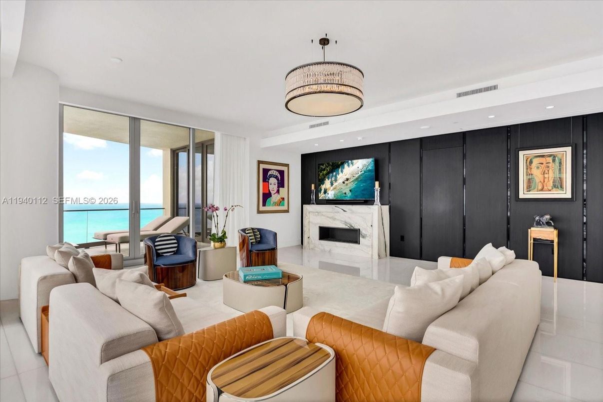 Fireplace, Interior, Living room, Recessed Lighting, Water