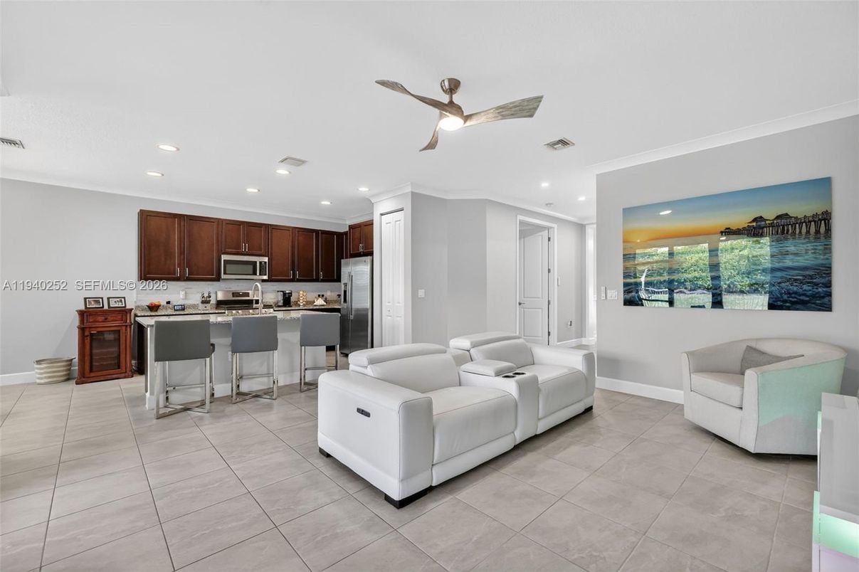 Interior, Kitchen, Living room, Recessed Lighting, Stainless Steel Appliances