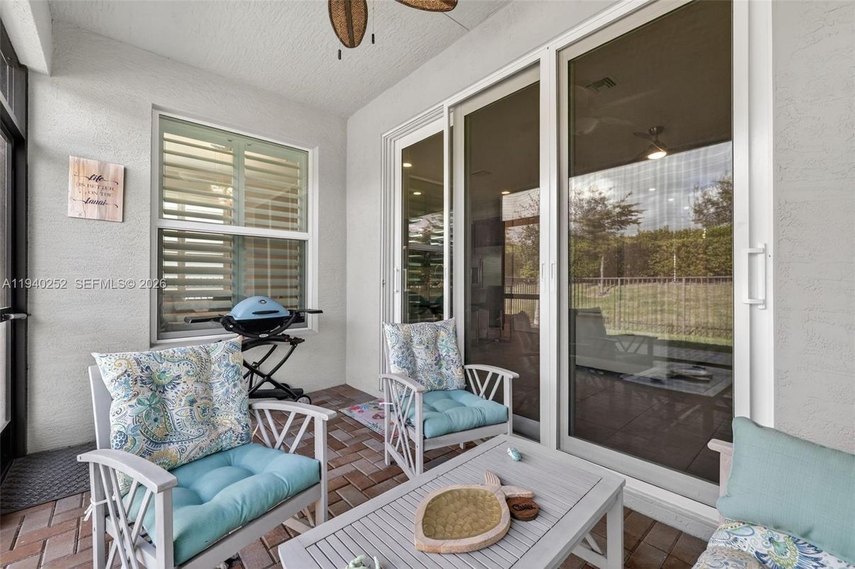 Exterior, Interior, Sun Room