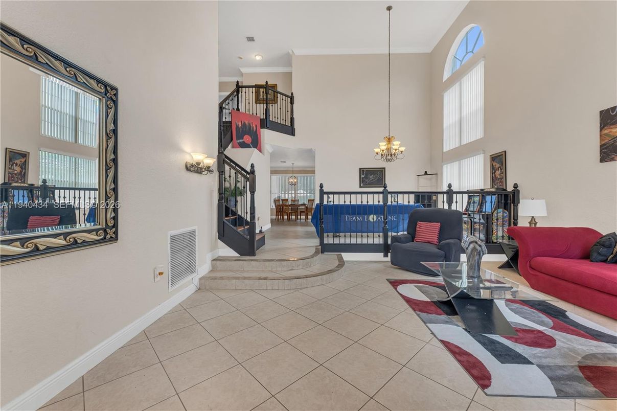 Chandelier, Interior, Living room, Pendant Lights, Recessed Lighting