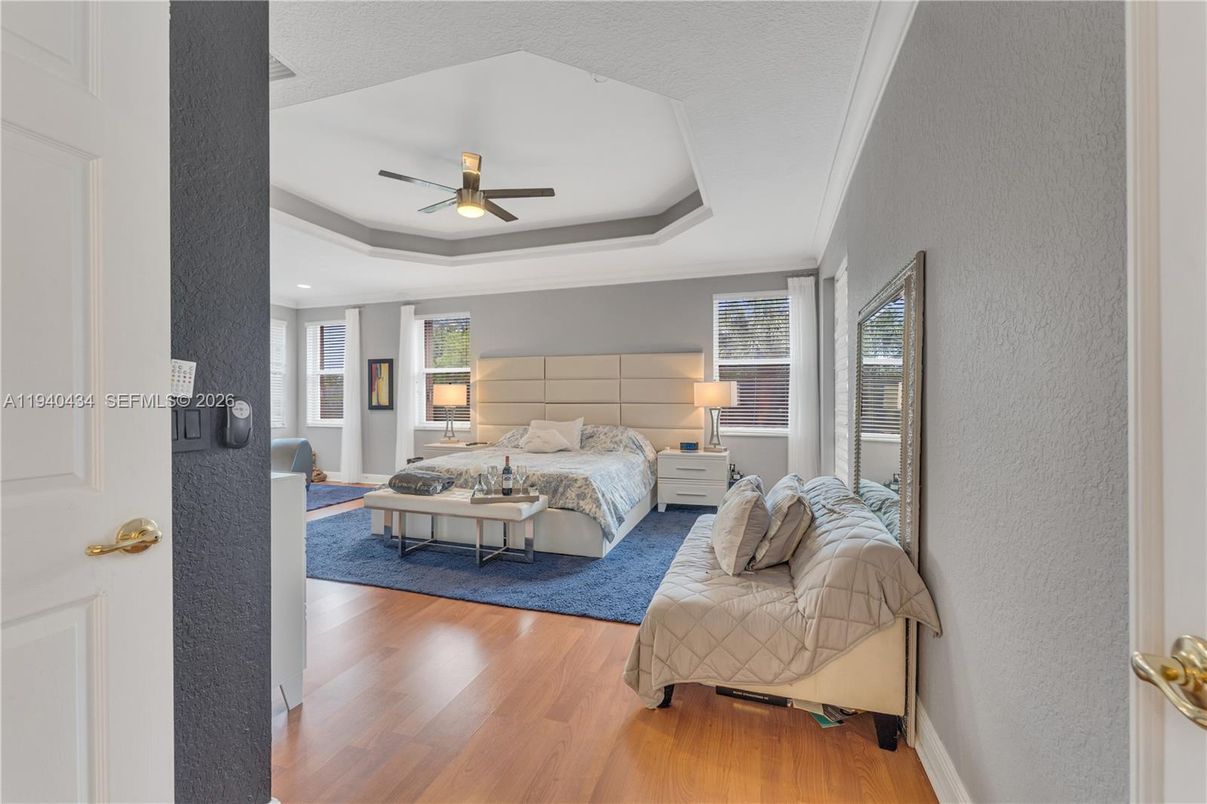 Bedroom, Interior, Recessed Lighting, Wood Texture Flooring