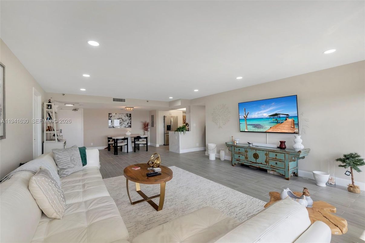 Dining room, Interior, Living room, Recessed Lighting, Wood Texture Flooring