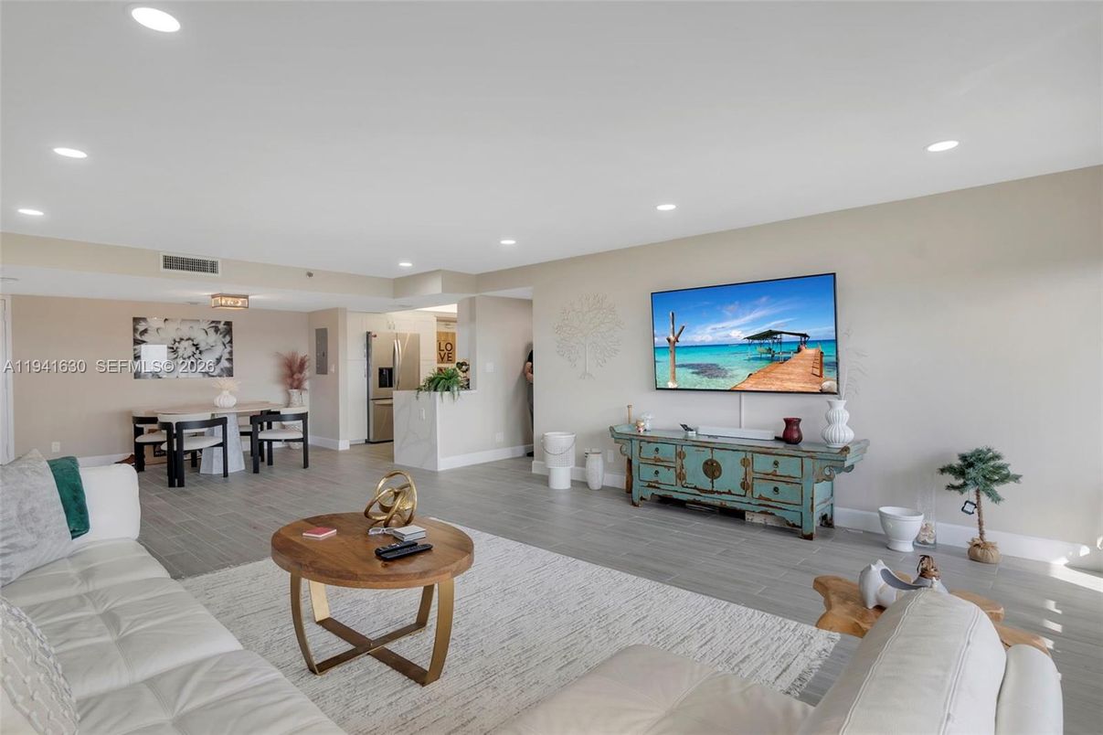 Dining room, Interior, Living room, Recessed Lighting, Wood Texture Flooring