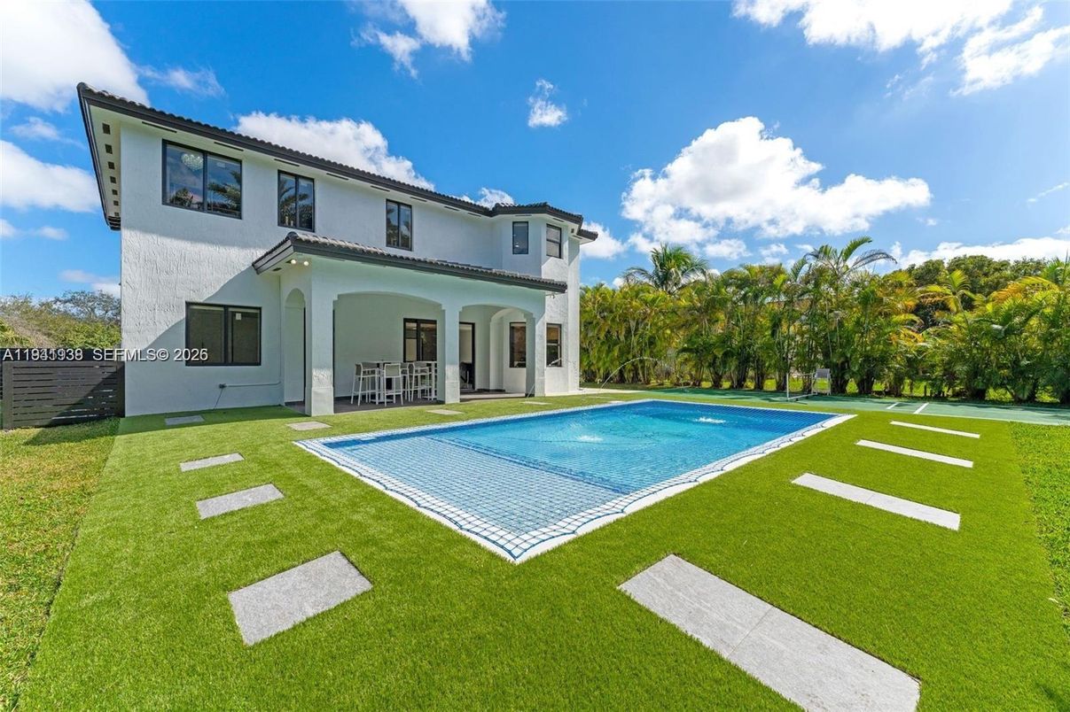 Backyard, Exterior, Pool