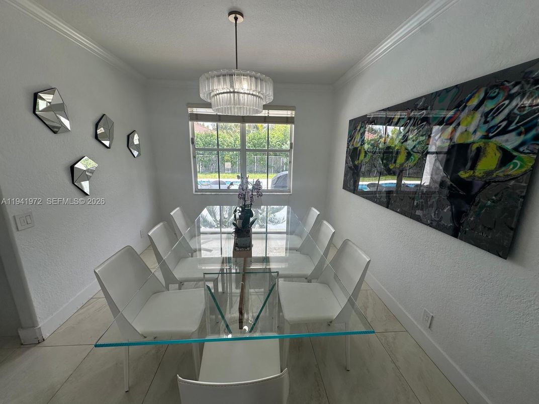 Chandelier, Dining room, Interior