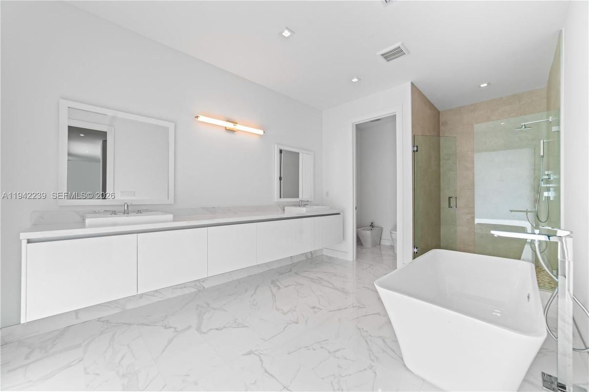 Bathroom, Dual Sink Vanities, Free Standing Baths, Glass Shower, Interior, Marble, Recessed Lighting