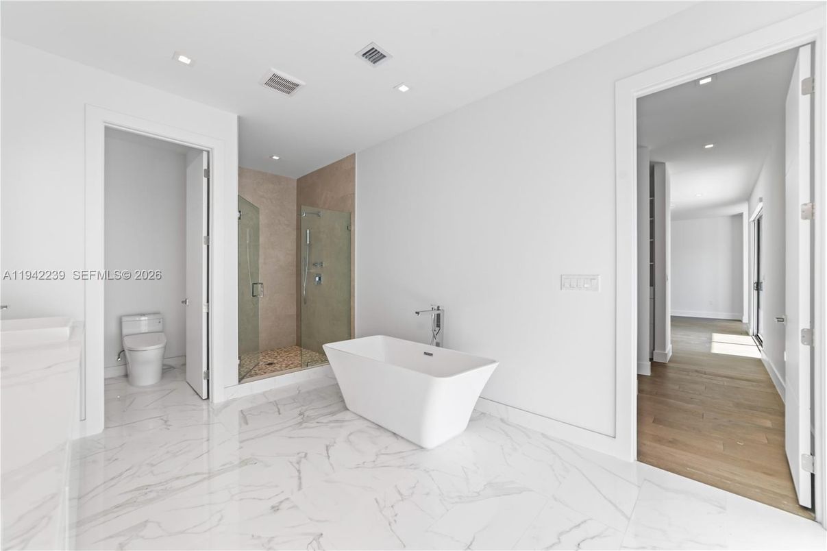 Bathroom, Free Standing Baths, Glass Shower, Interior, Marble, Recessed Lighting
