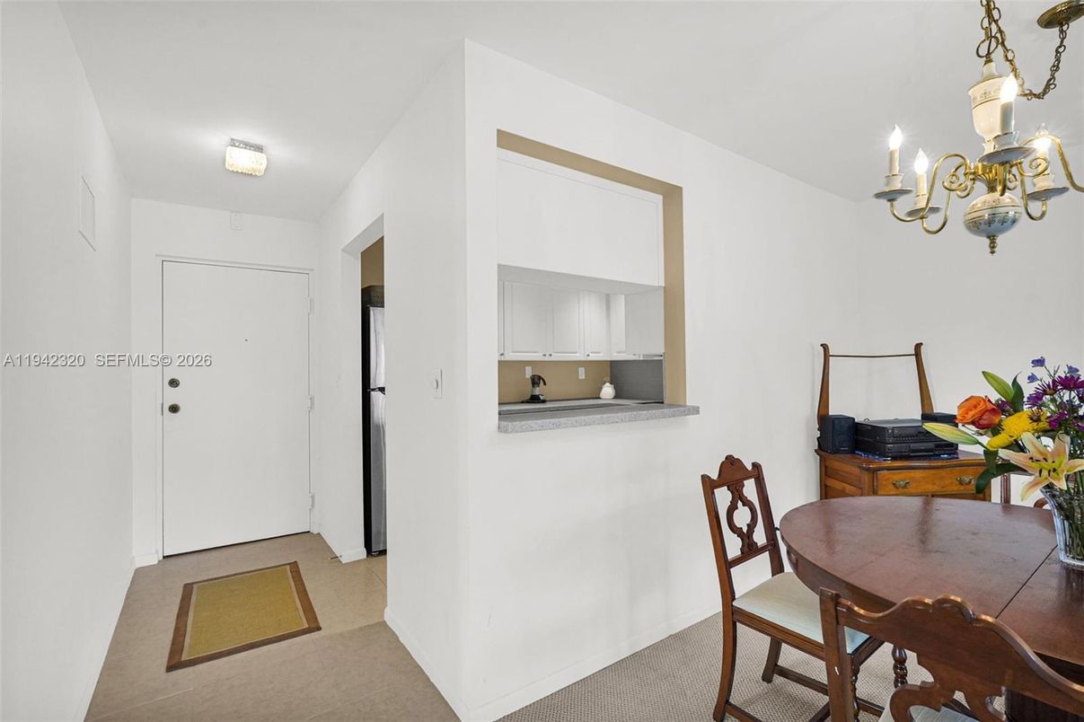 Chandelier, Dining room, Interior
