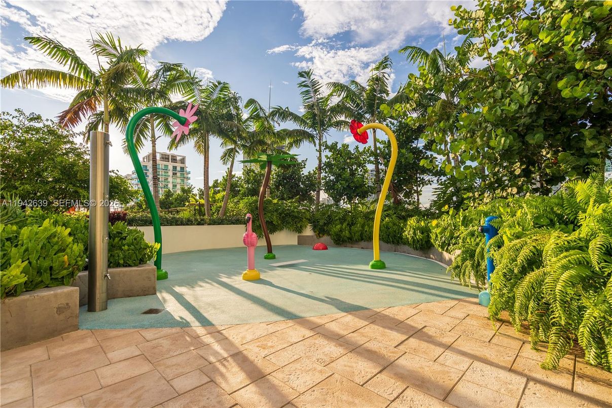 Exterior, Playground