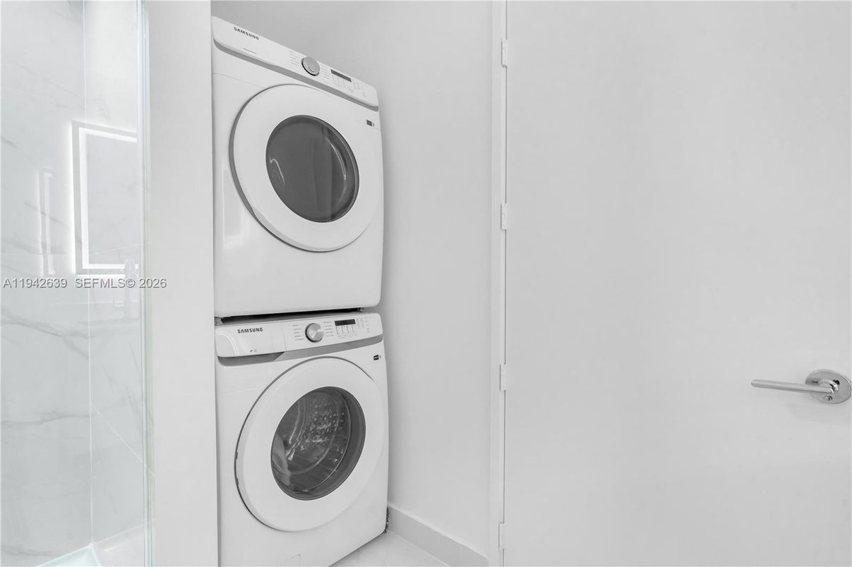 Interior, Utility Closets, Washer