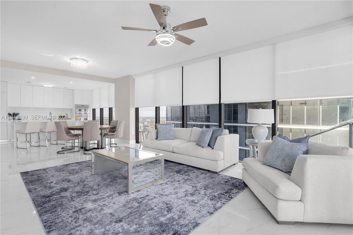 Chandelier, Dining room, Interior, Kitchen, Living room, Marble, Recessed Lighting