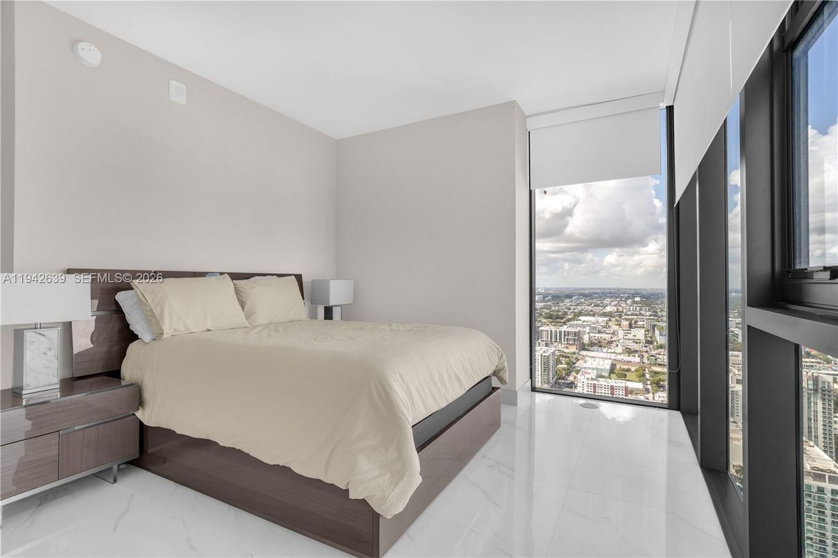 Bedroom, Interior, Marble, Water