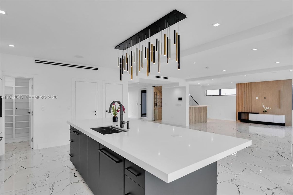 Interior, Kitchen, Marble, Pendant Lights, Recessed Lighting