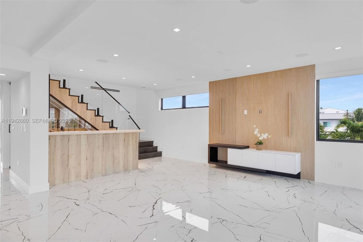 Interior, Marble, Recessed Lighting, Wooden Walls