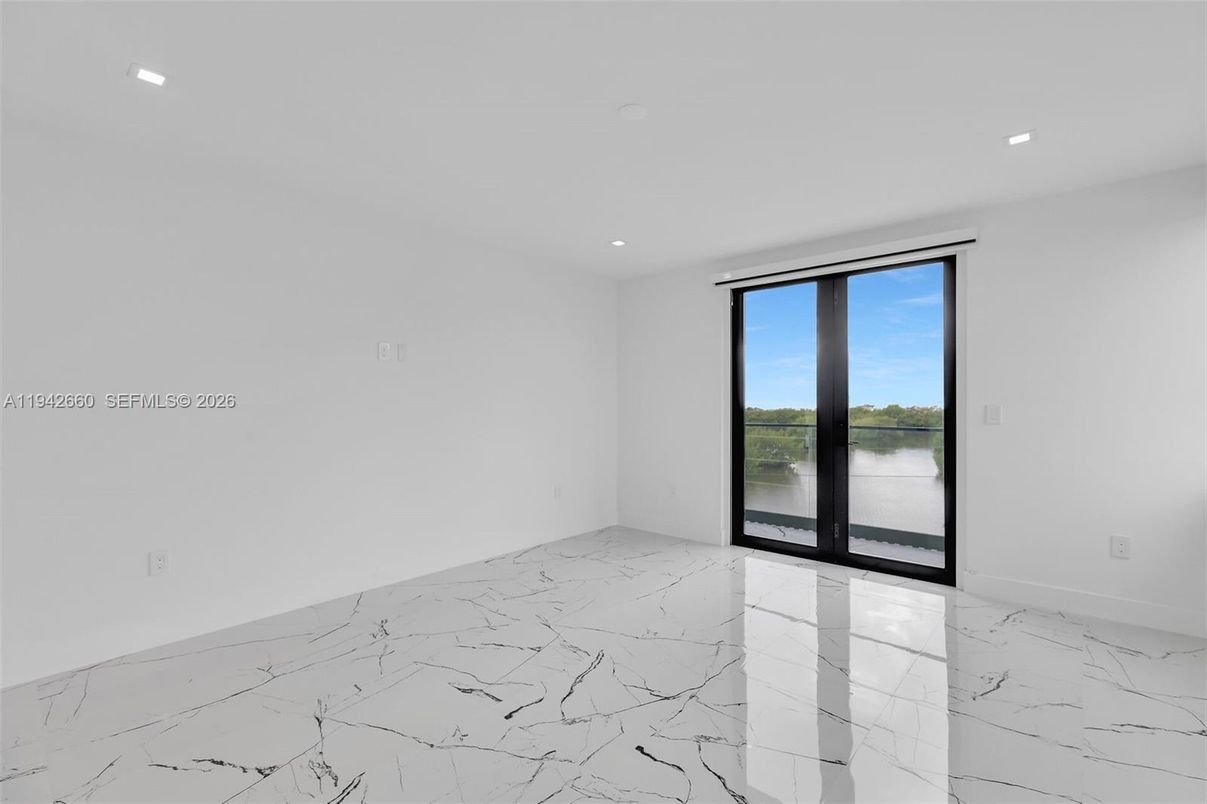 Empty room, Interior, Marble, Recessed Lighting, Water