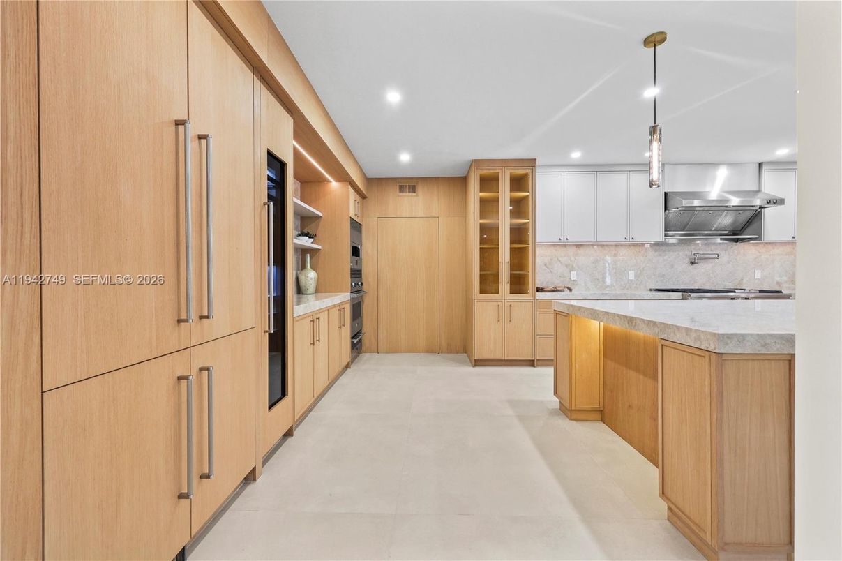 Interior, Kitchen, Pendant Lights, Recessed Lighting