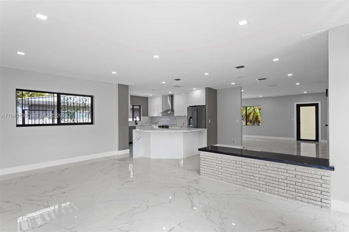 Interior, Kitchen, Marble, Recessed Lighting