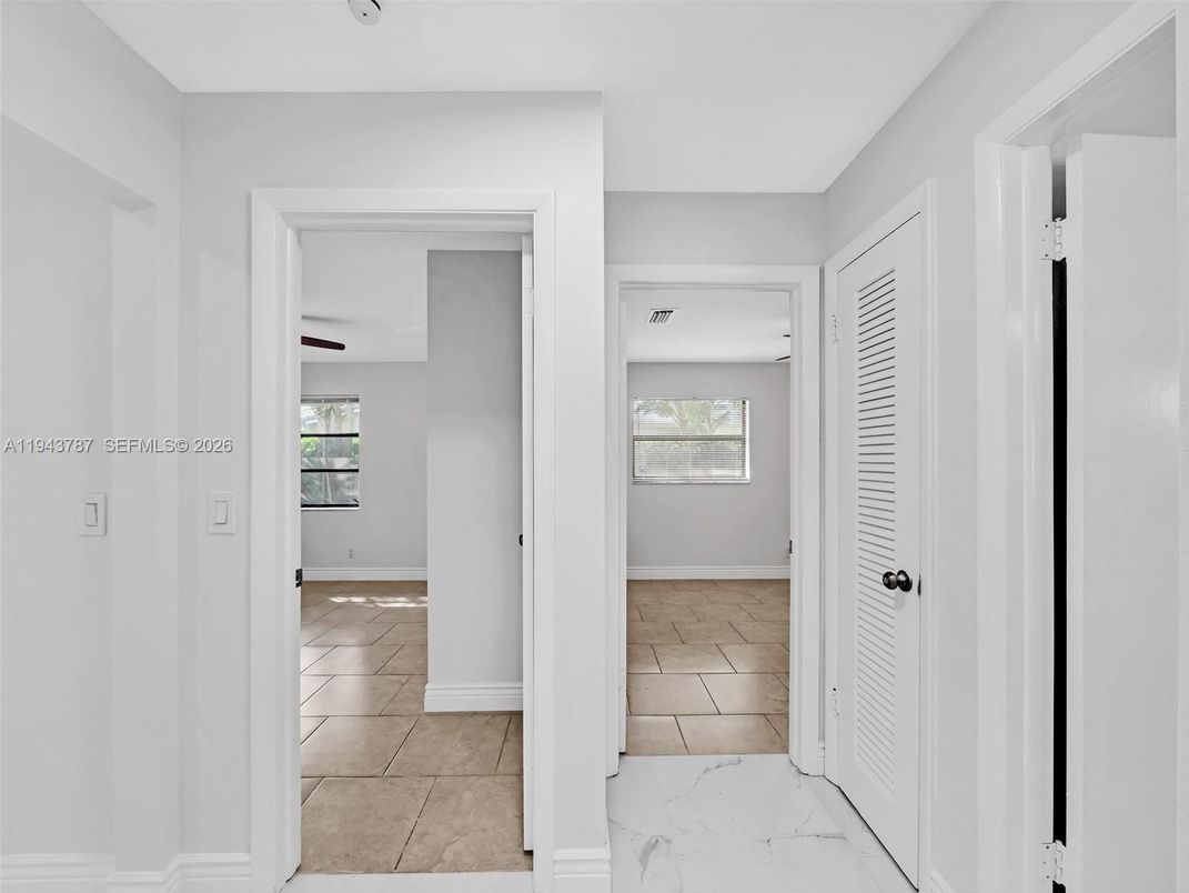 Empty room, Interior, Marble