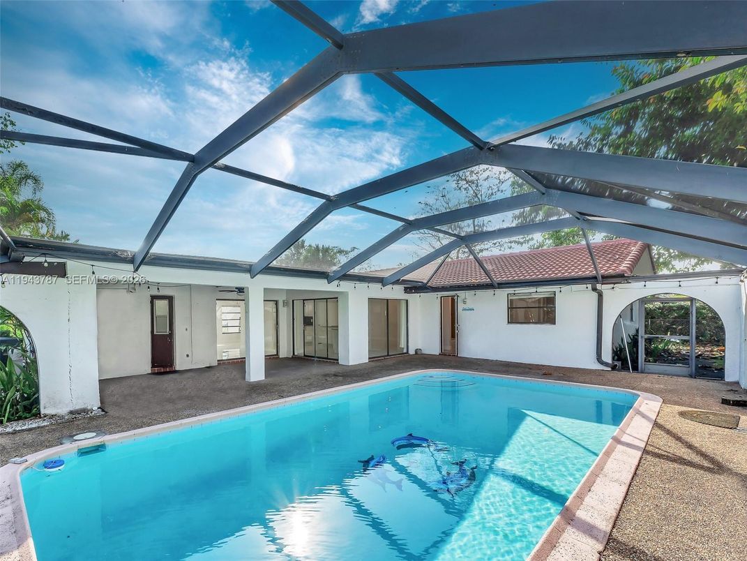 Glass Ceilings, Interior, Pool, Sun Room