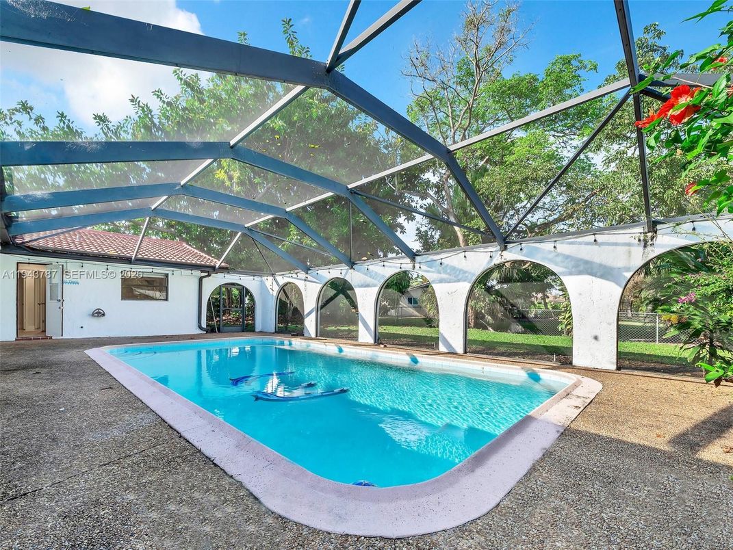 Glass Ceilings, Interior, Pool, Sun Room