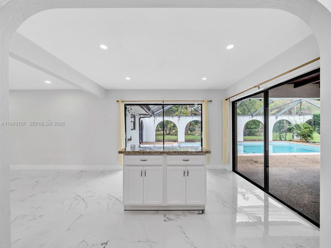 Interior, Kitchen, Marble, Recessed Lighting