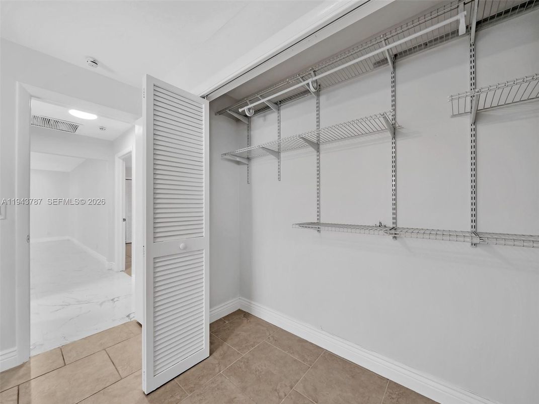 Interior, Recessed Lighting, Walk-in Closets