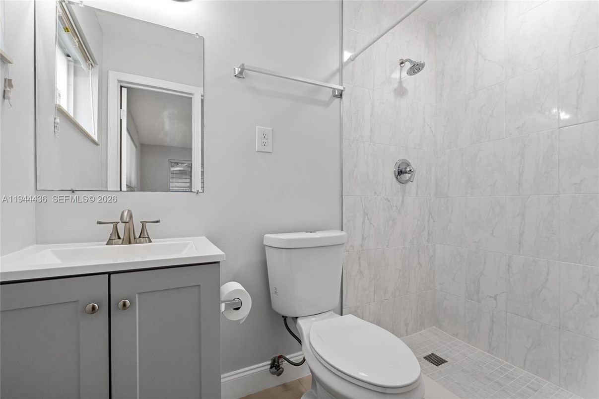 Bathroom, Interior, Marble Walls