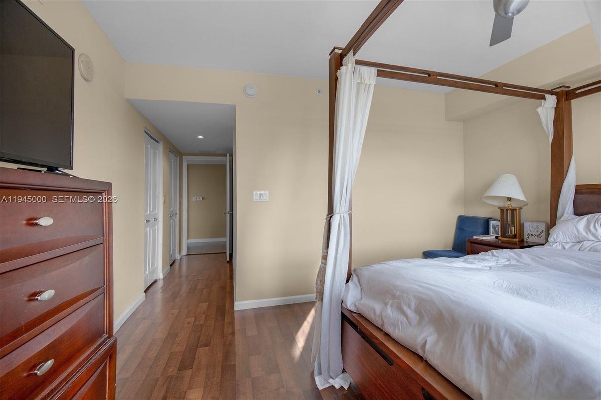 Bedroom, Interior, Recessed Lighting, Wood Texture Flooring