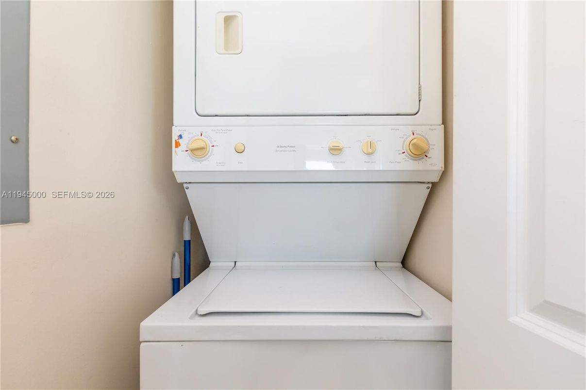 Interior, Utility Closets, Washer