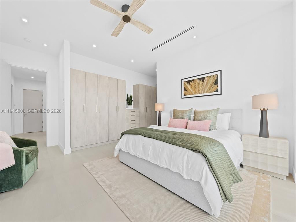 Bedroom, Interior, Recessed Lighting