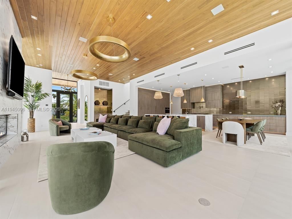 Dining room, Interior, Kitchen, Living room, Pendant Lights, Recessed Lighting, Wooden Ceilings