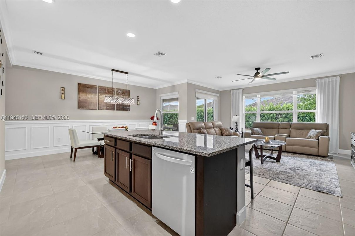 Dining room, Interior, Kitchen, Living room, Pendant Lights, Recessed Lighting