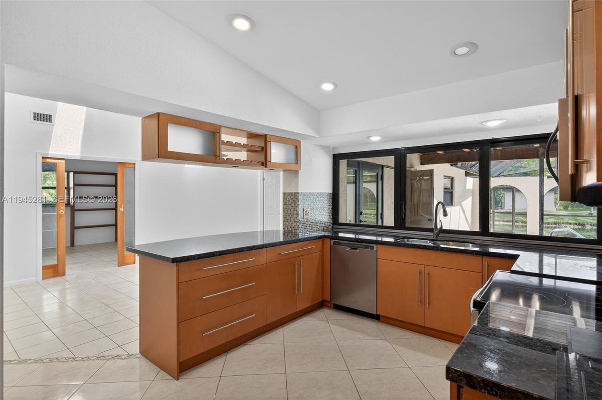Interior, Kitchen, Recessed Lighting