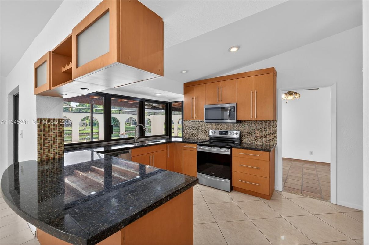 Interior, Kitchen, Recessed Lighting