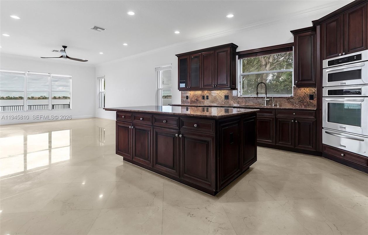 Interior, Kitchen, Marble, Recessed Lighting