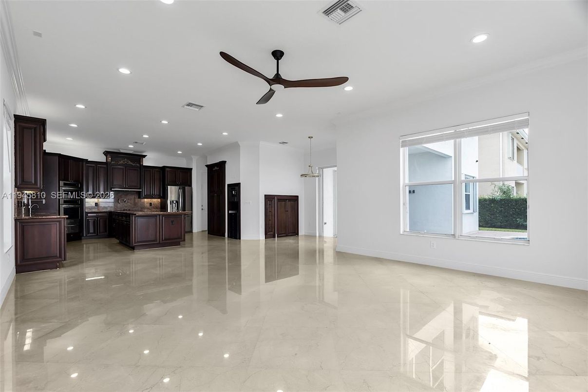 Empty room, Interior, Kitchen, Marble, Pendant Lights, Recessed Lighting