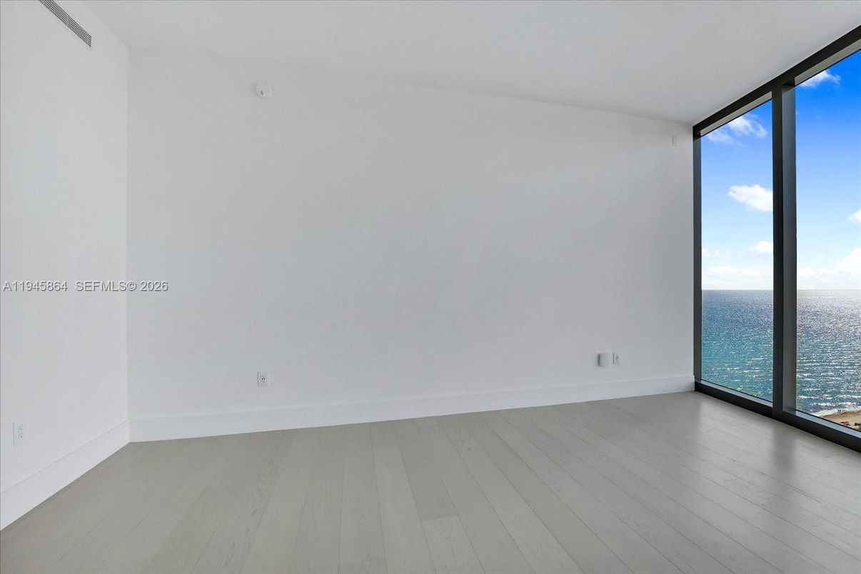 Empty room, Interior, Water, Wood Texture Flooring