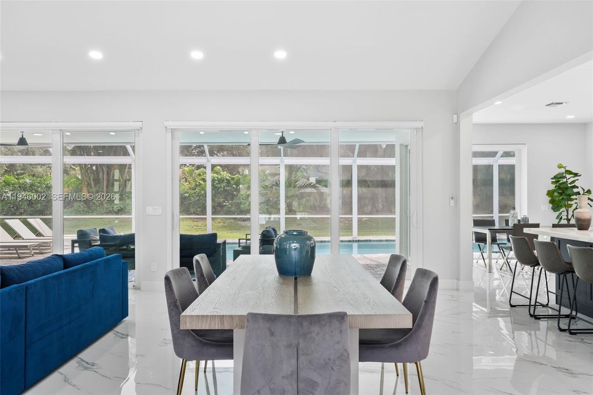 Dining room, Interior, Living room, Marble, Recessed Lighting, Water