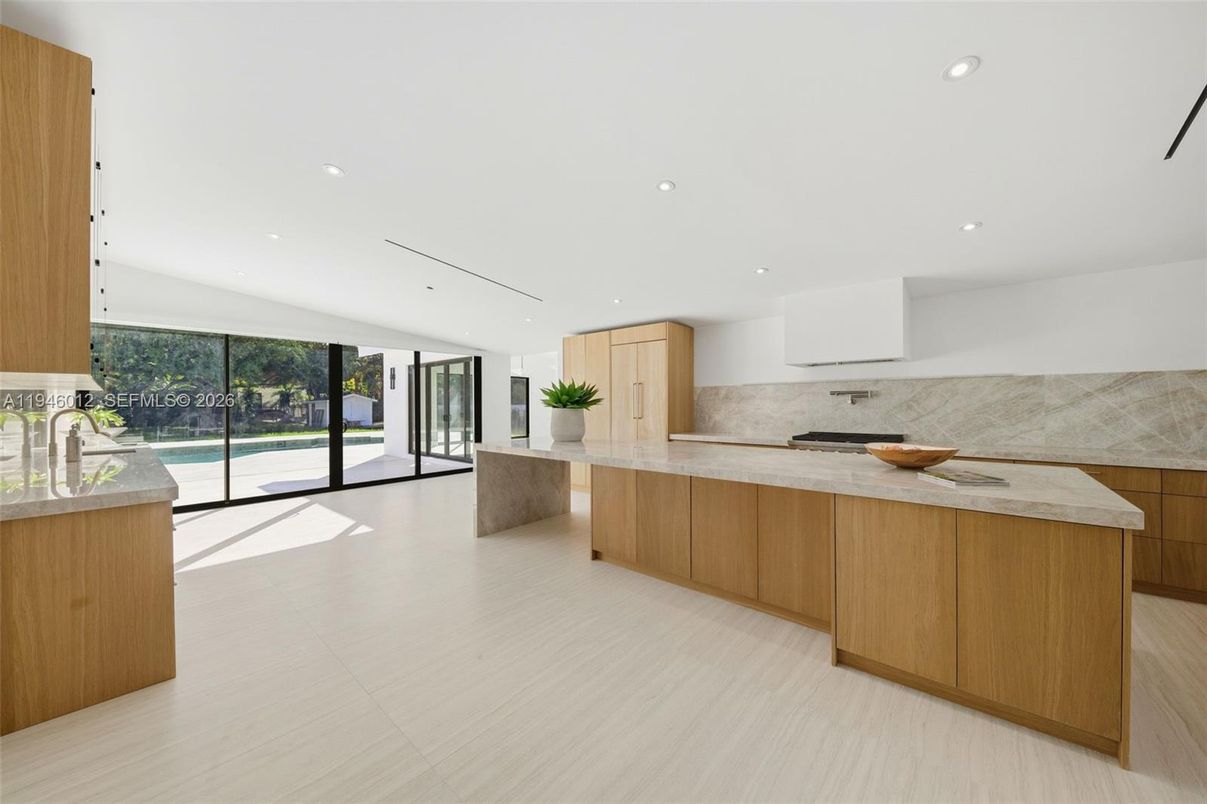 Interior, Kitchen, Recessed Lighting