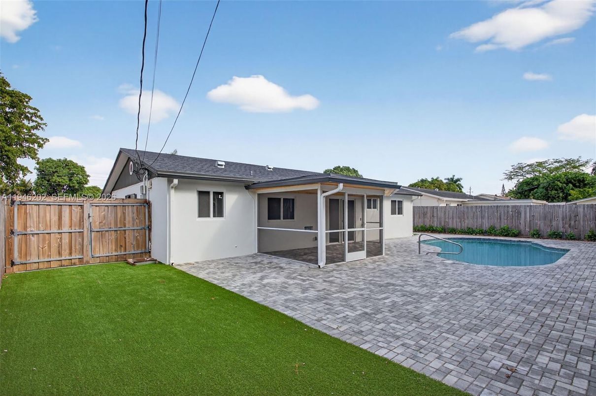 Backyard, Exterior, Pool